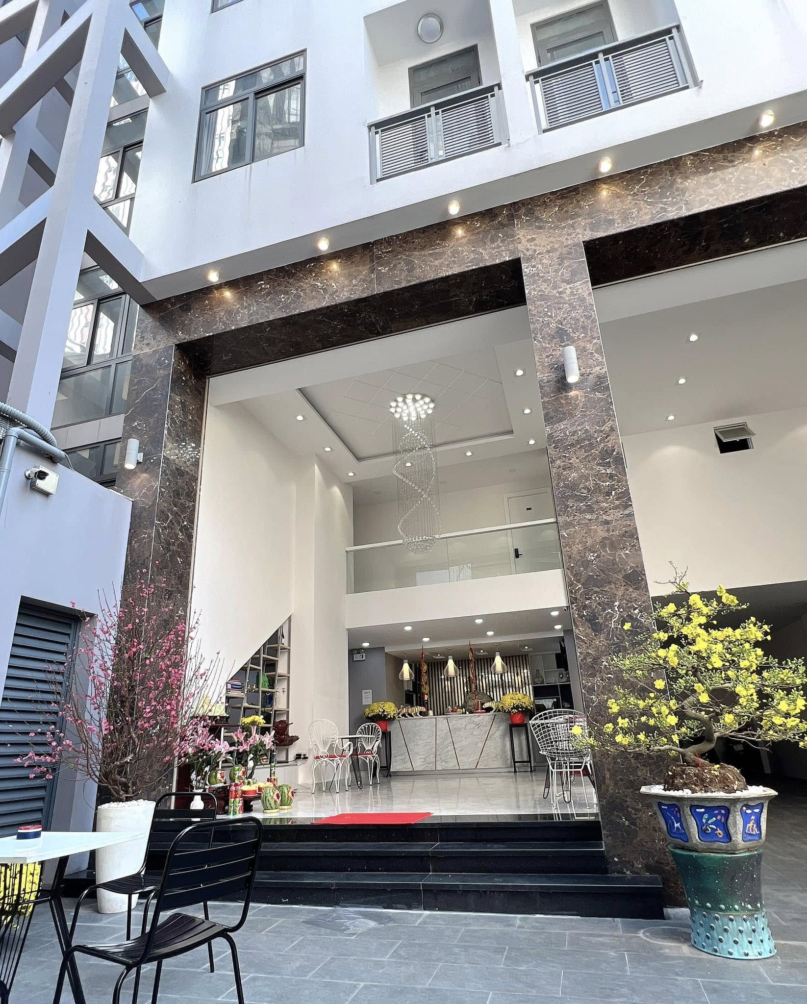 Nữ nghệ sĩ sở hữu nhà 7 tầng ở trung tâm TP.HCM, U40 đẹp căng tràn nhưng không có ý định lấy chồng - Ảnh 3. Nữ nghệ sĩ sở hữu nhà 7 tầng ở trung tâm TP.HCM, U40 đẹp căng tràn nhưng không có ý định lấy chồng - Ảnh 3.