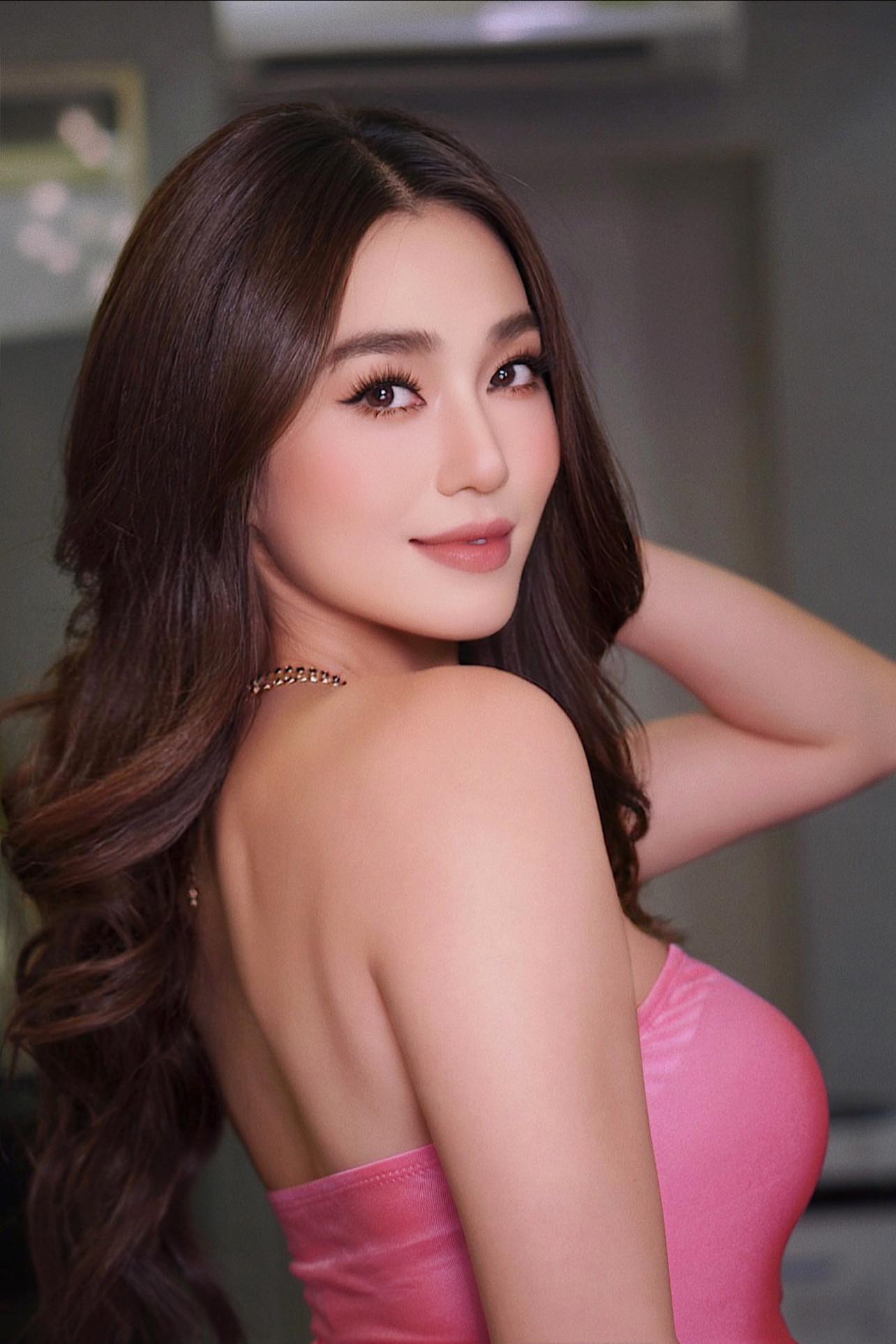 Nữ nghệ sĩ sở hữu nhà 7 tầng ở trung tâm TP.HCM, U40 đẹp căng tràn nhưng không có ý định lấy chồng - Ảnh 1. Nữ nghệ sĩ sở hữu nhà 7 tầng ở trung tâm TP.HCM, U40 đẹp căng tràn nhưng không có ý định lấy chồng - Ảnh 1.