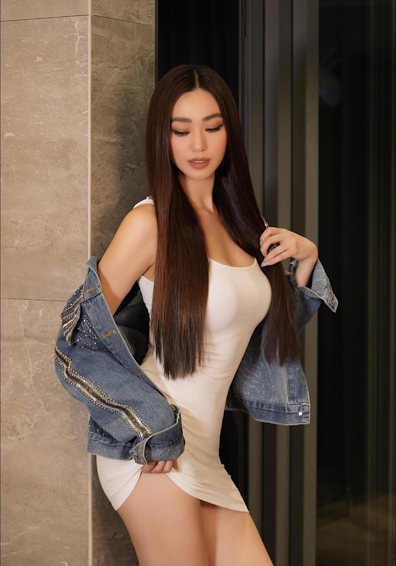 Nữ nghệ sĩ sở hữu nhà 7 tầng ở trung tâm TP.HCM, U40 đẹp căng tràn nhưng không có ý định lấy chồng - Ảnh 4. Nữ nghệ sĩ sở hữu nhà 7 tầng ở trung tâm TP.HCM, U40 đẹp căng tràn nhưng không có ý định lấy chồng - Ảnh 4.