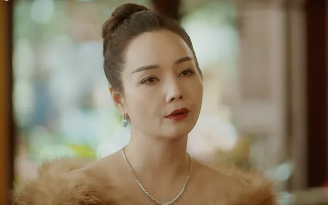 Mỹ nhân Việt đang bị cả MXH chê bai: Nói chuyện sống sượng như giận dỗi khán giả, bao năm vẫn nhạt như xưa - Ảnh 1. Mỹ nhân Việt đang bị cả MXH chê bai: Nói chuyện sống sượng như giận dỗi khán giả, bao năm vẫn nhạt như xưa - Ảnh 1.
