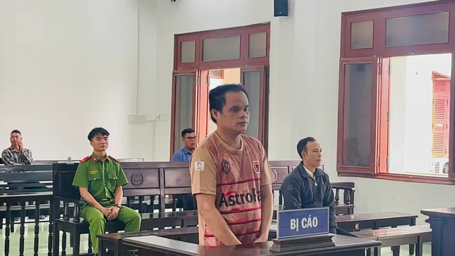 Dùng cuốc đánh người khác khuyết sọ thái dương vì bị nói 'ngu như bò' - Ảnh 1. Dùng cuốc đánh người khác khuyết sọ thái dương vì bị nói 'ngu như bò' - Ảnh 1.