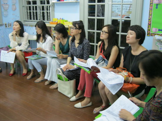 Giáo viên đứng lớp 40 năm nói thẳng: Không tâm linh nhưng nhìn dáng ngồi của cha mẹ khi đi họp phụ huynh, biết ngay con họ giàu sang hay lận đận - Ảnh 2. Giáo viên đứng lớp 40 năm nói thẳng: Không tâm linh nhưng nhìn dáng ngồi của cha mẹ khi đi họp phụ huynh, biết ngay con họ giàu sang hay lận đận - Ảnh 2.