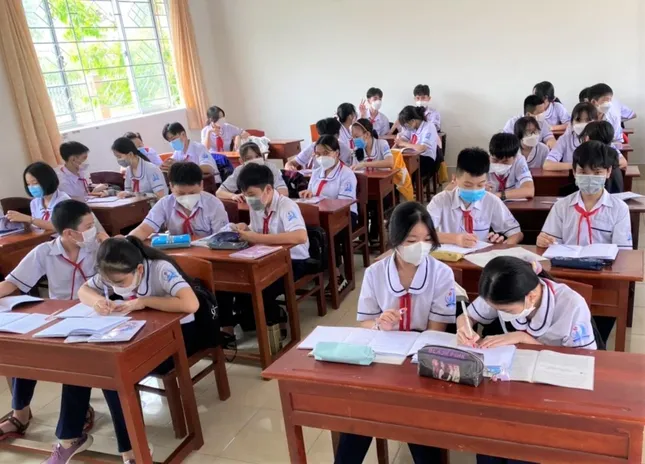 Gần 500 học sinh Bạc Liêu muốn chuyển trường về Cà Mau sau hợp nhất - Ảnh 1. Gần 500 học sinh Bạc Liêu muốn chuyển trường về Cà Mau sau hợp nhất - Ảnh 1.