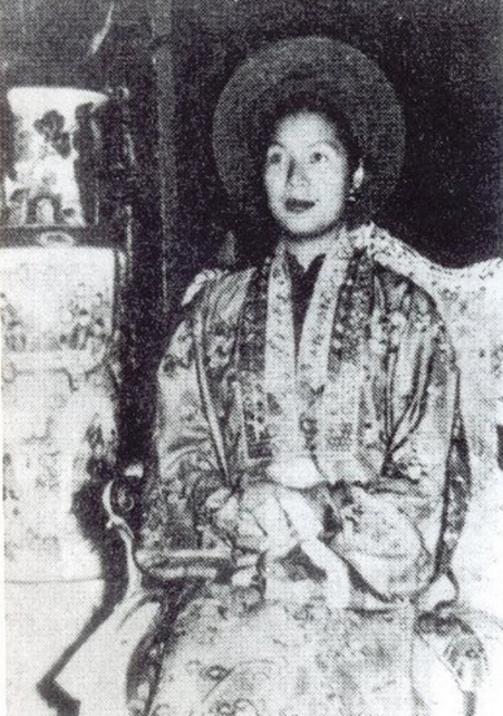 'Thứ phi' khiến vua Bảo Đại phá vỡ lời thề với Nam Phương Hoàng hậu - Ảnh 4. 'Thứ phi' khiến vua Bảo Đại phá vỡ lời thề với Nam Phương Hoàng hậu - Ảnh 4.