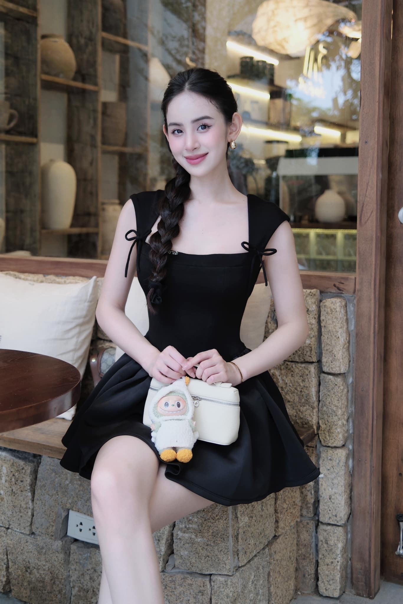 &quot;Tóm dính&quot; Hương Liên ngoài đời sau đám hỏi với chồng gia thế khủng, né gấp khi nhận 1 câu hỏi - Ảnh 6.