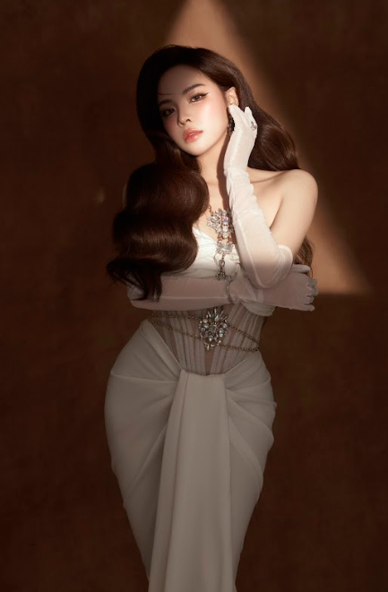 Mai Diệu Ly: “Tôi ra album xong rồi mới... an cư” - Ảnh 2. Mai Diệu Ly: “Tôi ra album xong rồi mới... an cư” - Ảnh 2.