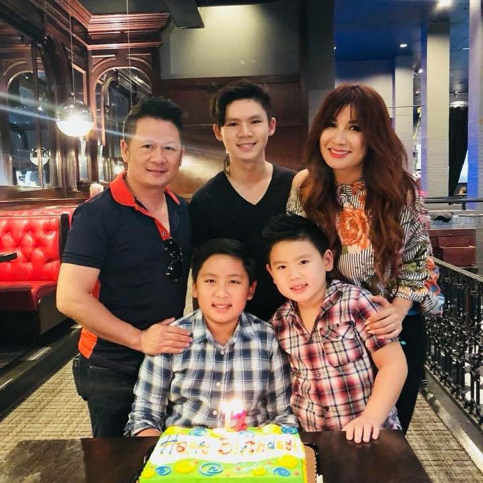 Những ông bố đông con nhất showbiz Việt: Bận rộn tới mấy vẫn hết lòng quan tâm, yêu thương các con- Ảnh 4. Những ông bố đông con nhất showbiz Việt: Bận rộn tới mấy vẫn hết lòng quan tâm, yêu thương các con- Ảnh 4.