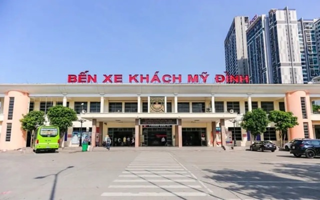 2 người vùng cao tố bị xe ôm tại bến xe, taxi lừa gần 5 triệu đồng: Giám đốc Bến xe Mỹ Đình nói gì? - Ảnh 1. 2 người vùng cao tố bị xe ôm tại bến xe, taxi lừa gần 5 triệu đồng: Giám đốc Bến xe Mỹ Đình nói gì? - Ảnh 1.
