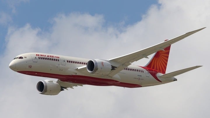Thêm máy bay Boeing 787-8 Dreamliner của Air India gặp sự cố - Ảnh 1. Thêm máy bay Boeing 787-8 Dreamliner của Air India gặp sự cố - Ảnh 1.