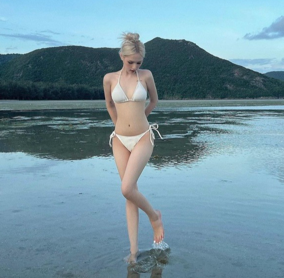 Xoài Non mặc bikini hot 100 độ!- Ảnh 8. Xoài Non mặc bikini hot 100 độ!- Ảnh 8.