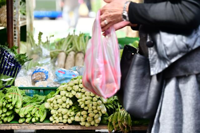 Từng mua rau vì rẻ, tôi đã phải vứt gần nửa tủ và nhận ra: Không thể tiết kiệm nếu không biết chọn đúng - Ảnh 3. Từng mua rau vì rẻ, tôi đã phải vứt gần nửa tủ và nhận ra: Không thể tiết kiệm nếu không biết chọn đúng - Ảnh 3.