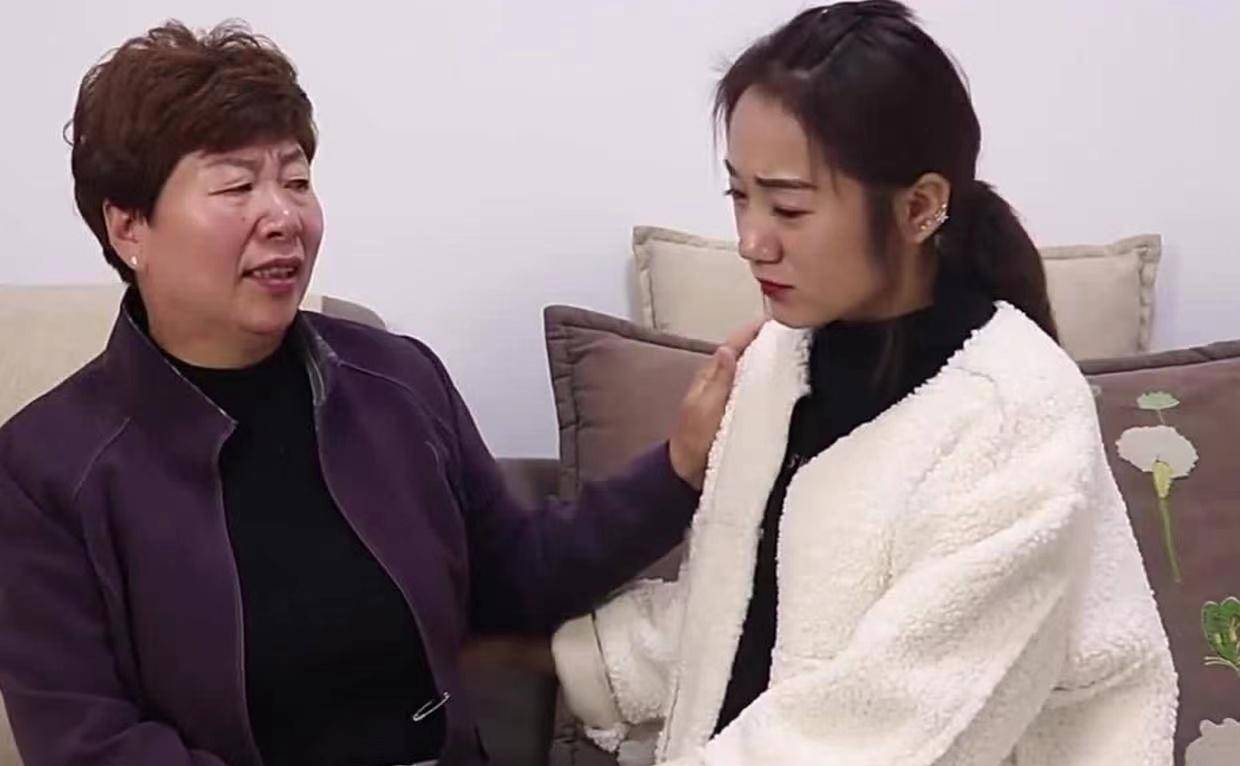 Mẹ đưa cho tôi lá thư viết tay của bố, đọc xong mà tôi bật khóc, vài hôm sau trở về thành phố thu dọn đồ đạc và ly hôn chồng- Ảnh 1. Mẹ đưa cho tôi lá thư viết tay của bố, đọc xong mà tôi bật khóc, vài hôm sau trở về thành phố thu dọn đồ đạc và ly hôn chồng- Ảnh 1.