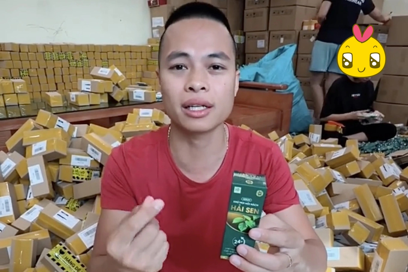 Mẹ bỉm mua sản phẩm siro ăn ngon của TikToker Mẹ bỉm mua sản phẩm siro ăn ngon của TikToker