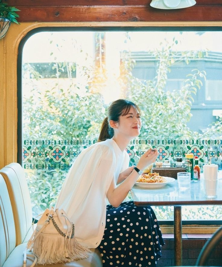Không lên đời điện thoại, không nâng cấp xe: Xu hướng tiêu dùng ngược đang trở thành chiến lược sống bền vững của người trẻ - Ảnh 3. Không lên đời điện thoại, không nâng cấp xe: Xu hướng tiêu dùng ngược đang trở thành chiến lược sống bền vững của người trẻ - Ảnh 3.
