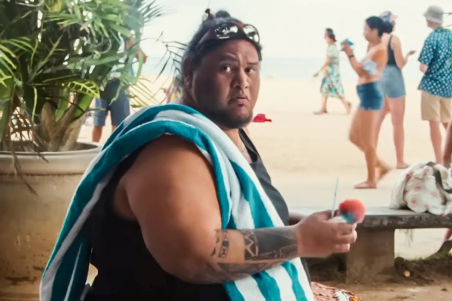 david-hekili-kenui-bell-lilo-and-17501454209601757436001-1750161958956-17501619590431430973406.jpg