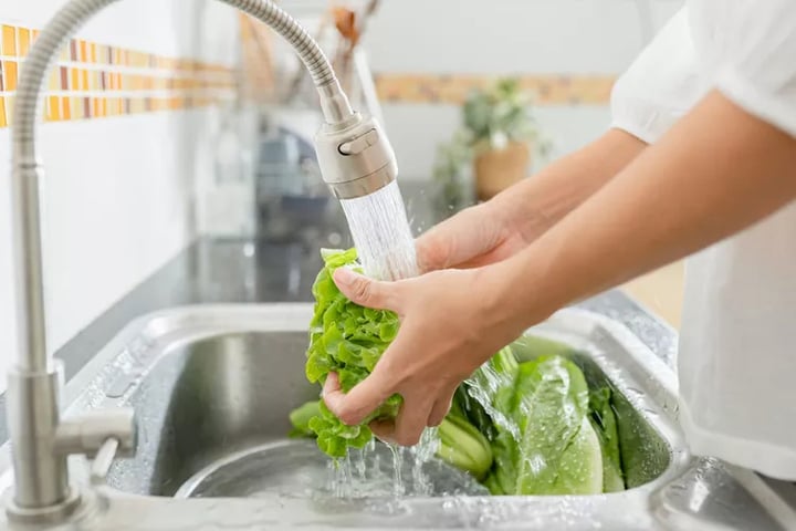 Chuyên gia vạch rõ ảo tưởng nhận biết rau có thuốc trừ sâu bằng mắt thường - Ảnh 4. Chuyên gia vạch rõ ảo tưởng nhận biết rau có thuốc trừ sâu bằng mắt thường - Ảnh 4.