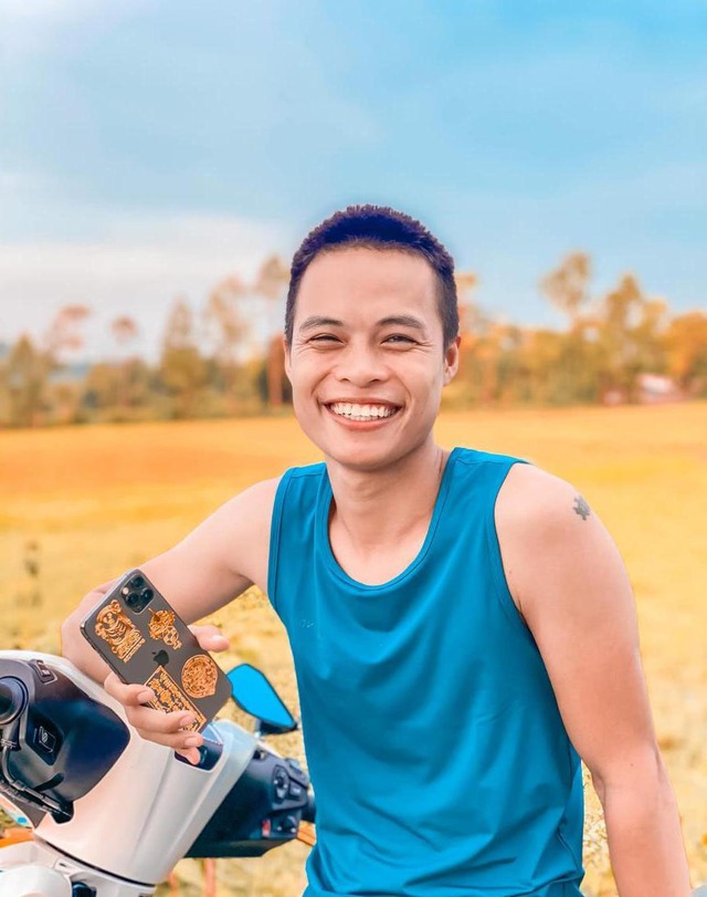 Hải Sen Vlogs quảng cáo siro ăn ngon thế nào mà bán được hơn 100.000 hộp, thu khoảng 16 tỷ đồng? - Ảnh 2. Hải Sen Vlogs quảng cáo siro ăn ngon thế nào mà bán được hơn 100.000 hộp, thu khoảng 16 tỷ đồng? - Ảnh 2.