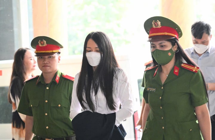 Cựu Chủ tịch FLC Trịnh Văn Quyết xin xử vắng mặt do 'nguy cơ tử vong rất cao' - Ảnh 1. Cựu Chủ tịch FLC Trịnh Văn Quyết xin xử vắng mặt do 'nguy cơ tử vong rất cao' - Ảnh 1.