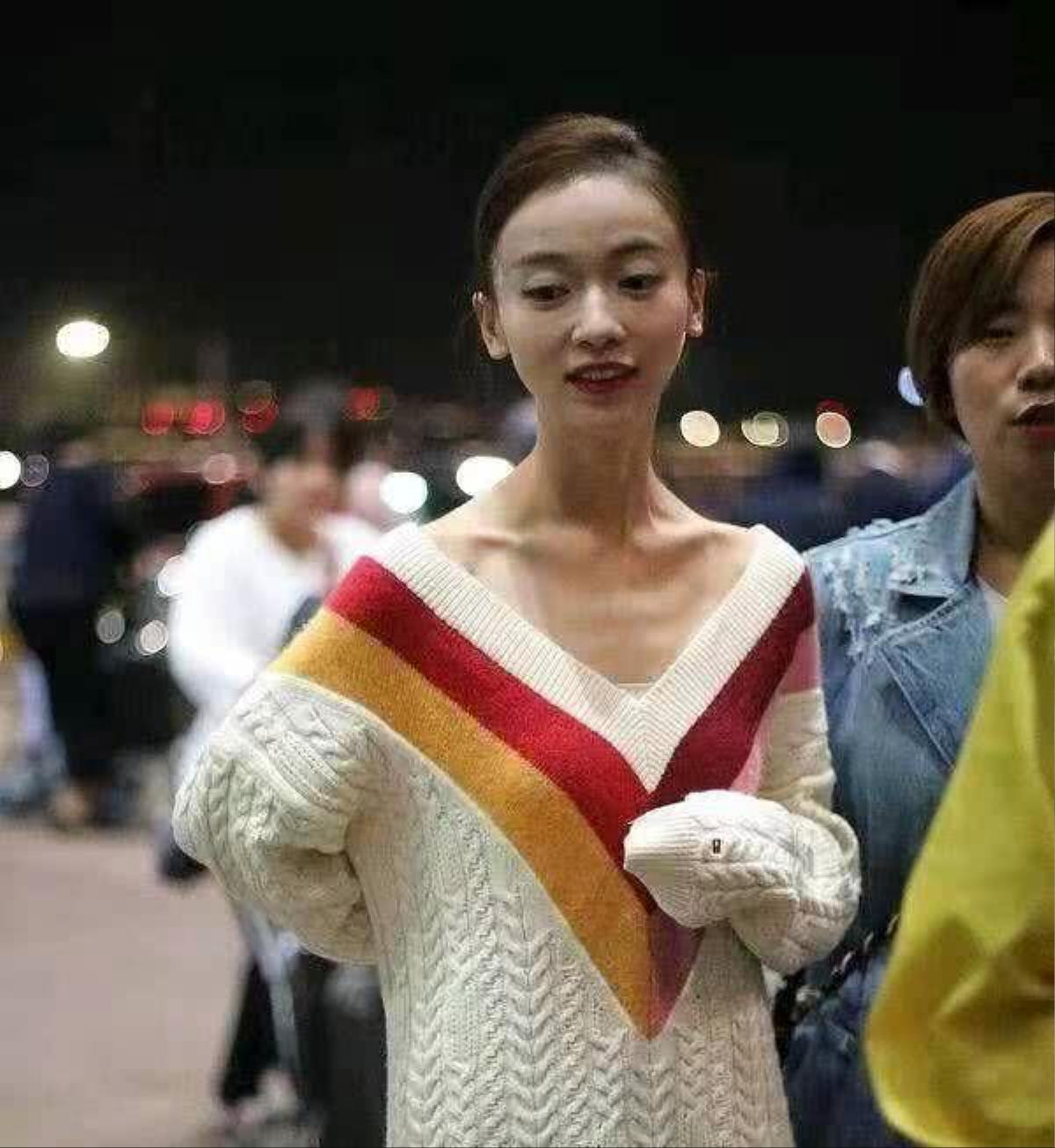 Lưu Diệc Phi kiên trì đi ngược tiêu chuẩn gầy nhom của Cbiz- Ảnh 6. Lưu Diệc Phi kiên trì đi ngược tiêu chuẩn gầy nhom của Cbiz- Ảnh 6.