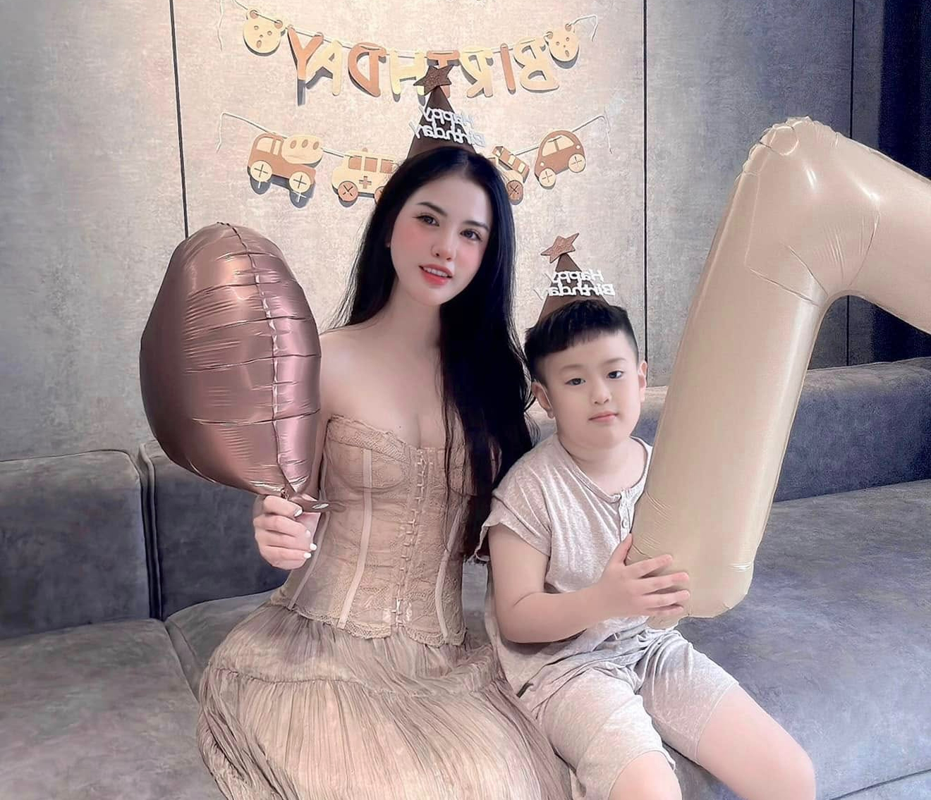 Tâm sự chuyện buồn phiền vì con trai 8 tuổi, vợ cũ tài tử Việt Anh bị chỉ trích thậm tệ, gây tranh cãi bởi - Ảnh 1. Tâm sự chuyện buồn phiền vì con trai 8 tuổi, vợ cũ tài tử Việt Anh bị chỉ trích thậm tệ, gây tranh cãi bởi - Ảnh 1.