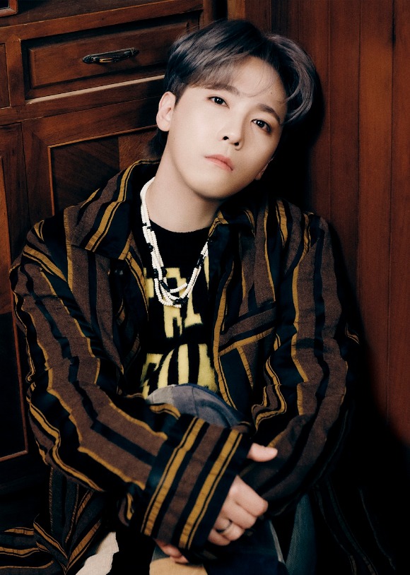 Mỹ nam Lee Hong Ki khổ sở vì mắc bệnh lạ ở vòng 3, cơ thể chằng chịt sẹo sau 8 ca phẫu thuật- Ảnh 2. Mỹ nam Lee Hong Ki khổ sở vì mắc bệnh lạ ở vòng 3, cơ thể chằng chịt sẹo sau 8 ca phẫu thuật- Ảnh 2.