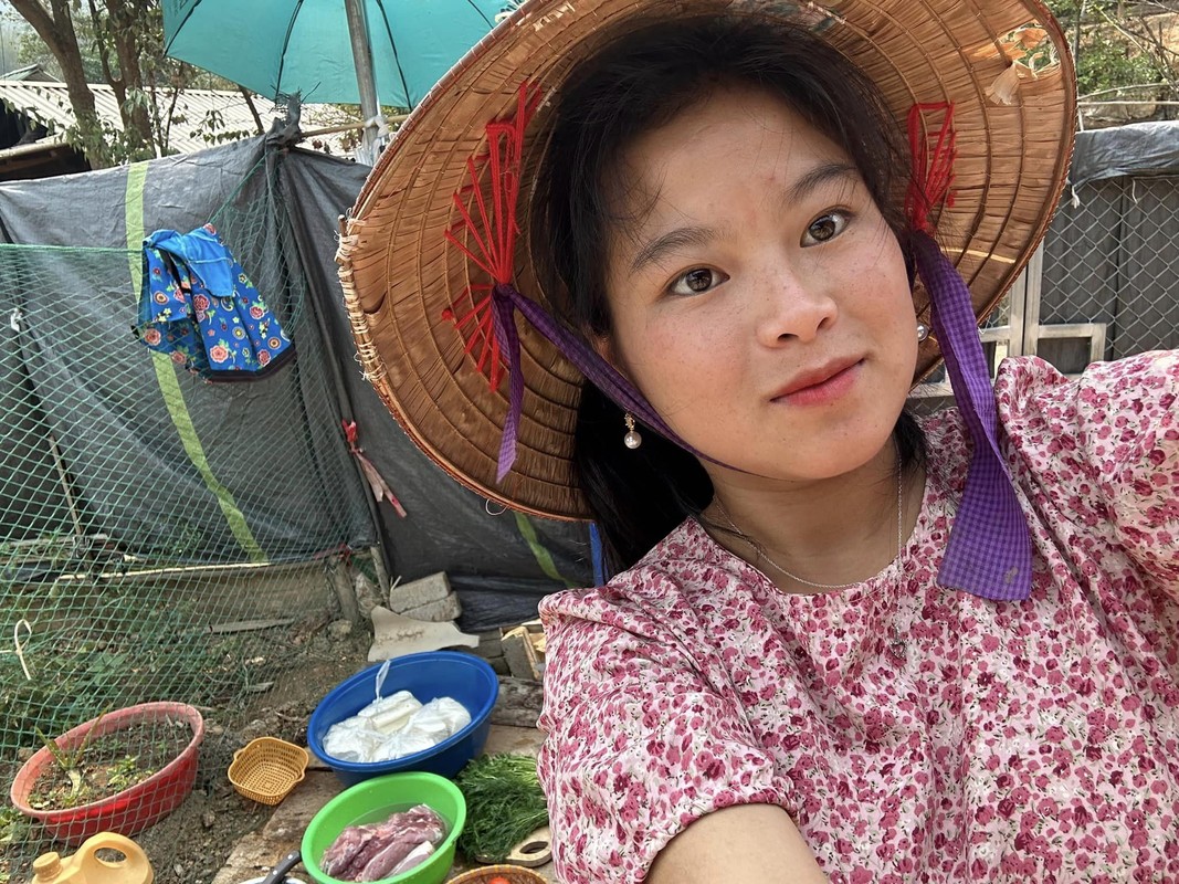 Sùng Bầu gặp vấn đề tâm lý, dừng kinh doanh- Ảnh 8. Sùng Bầu gặp vấn đề tâm lý, dừng kinh doanh- Ảnh 8.