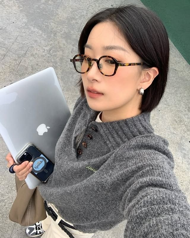 Tôi từng nghĩ mình tiêu dùng khôn ngoan – cho đến khi chứng kiến 10 thói quen "ngược đời" của thế hệ trẻ giúp họ dư tiền mỗi tháng - Ảnh 1. Tôi từng nghĩ mình tiêu dùng khôn ngoan – cho đến khi chứng kiến 10 thói quen "ngược đời" của thế hệ trẻ giúp họ dư tiền mỗi tháng - Ảnh 1.