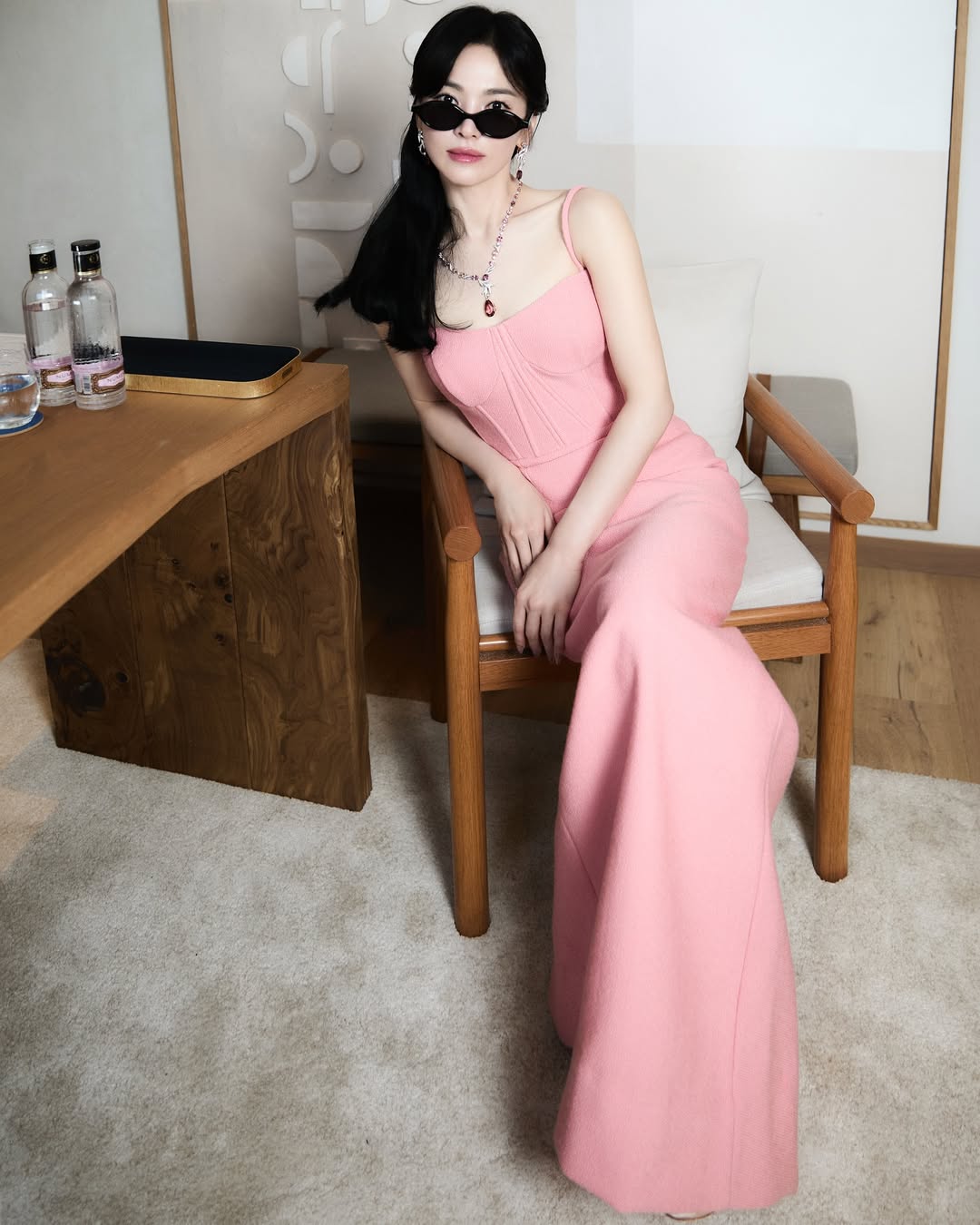Song Hye Kyo tóc dài chính là Song Hye Kyo tóc dài chính là