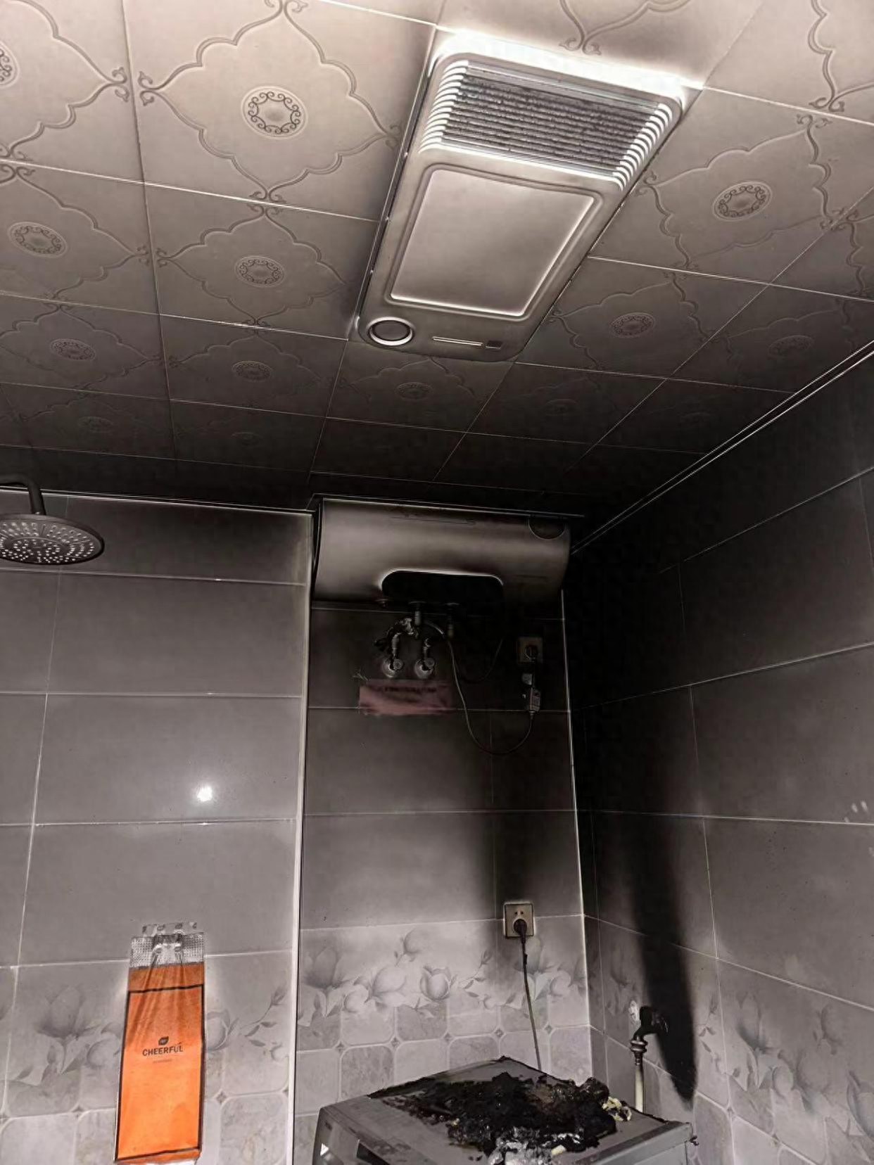 4 loại đồ gia dụng nên coi như rác mà vứt bỏ, nếu không có ngày gia đình gặp nguy- Ảnh 3. 4 loại đồ gia dụng nên coi như rác mà vứt bỏ, nếu không có ngày gia đình gặp nguy- Ảnh 3.