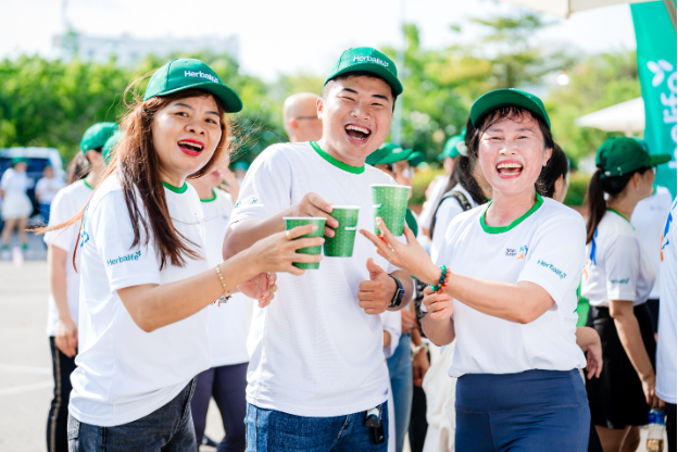 Herbalife Việt Nam đồng hành cùng chuỗi NGÀY OLYMPIC khuyến khích lối sống năng động, lành mạnh - Ảnh 3. Herbalife Việt Nam đồng hành cùng chuỗi NGÀY OLYMPIC khuyến khích lối sống năng động, lành mạnh - Ảnh 3.