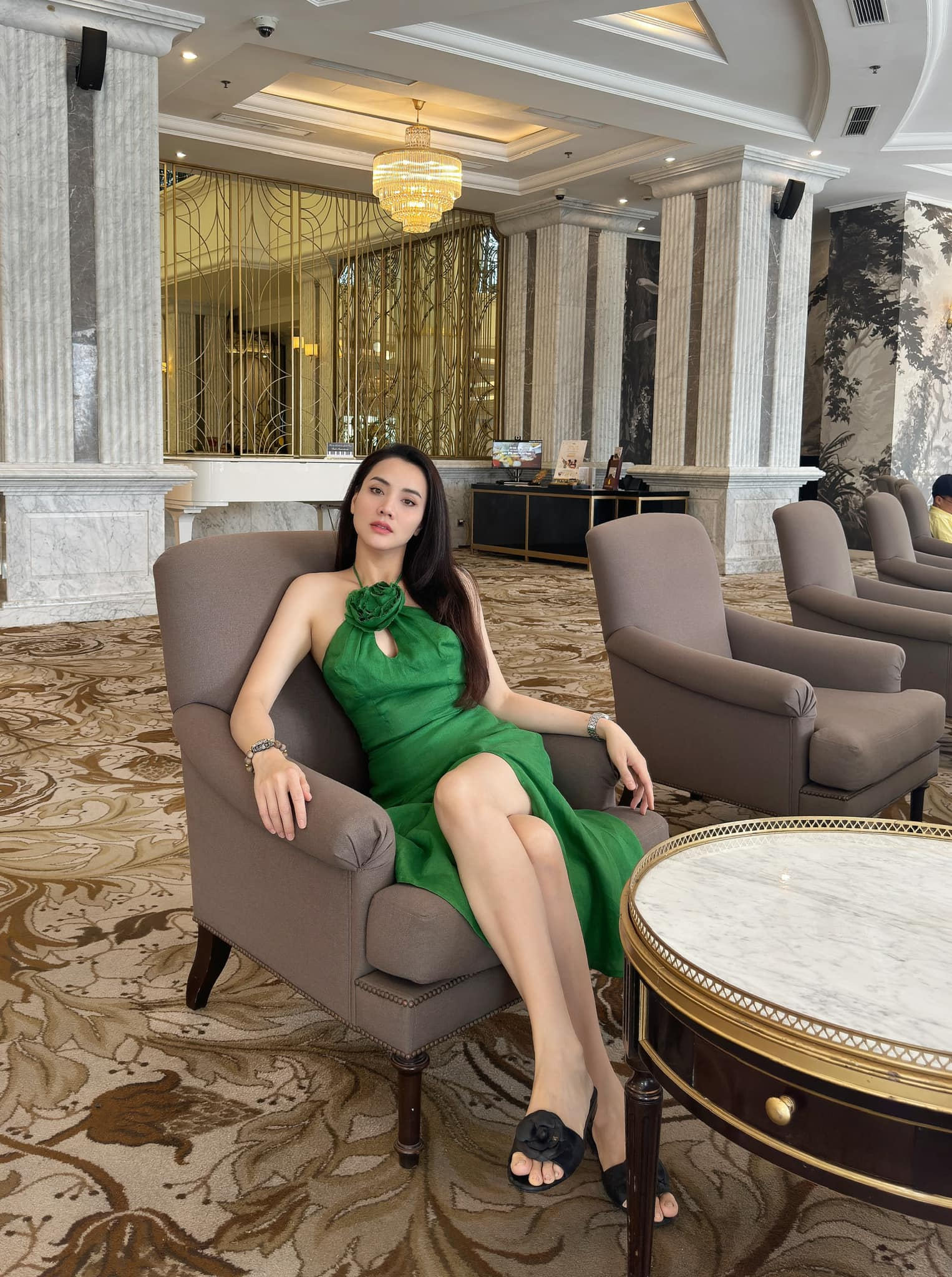 ‘Đệ nhất mỹ nhân gợi cảm’ của V-biz Trang Nhung, bà xã đạo diễn Hoàng Duy vừa sinh con thứ 3: Bé trai, nặng gần 4kg- Ảnh 9. ‘Đệ nhất mỹ nhân gợi cảm’ của V-biz Trang Nhung, bà xã đạo diễn Hoàng Duy vừa sinh con thứ 3: Bé trai, nặng gần 4kg- Ảnh 9.