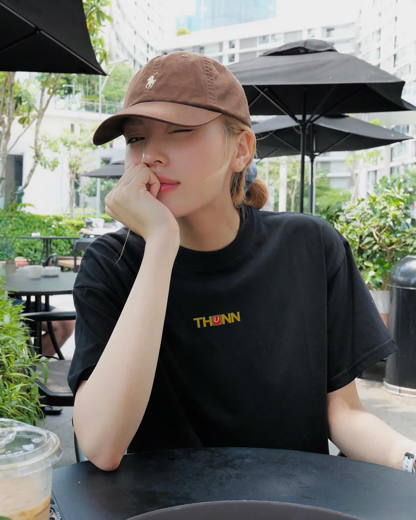 Kỳ Duyên và Minh Triệu đóng cửa brand thời trang, chính thức chia tay Kỳ Duyên và Minh Triệu đóng cửa brand thời trang, chính thức chia tay