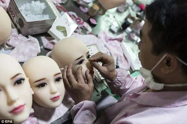 Bên trong nhà máy sản xuất búp bê người lớn AI - Ảnh 6. Bên trong nhà máy sản xuất búp bê người lớn AI - Ảnh 6.