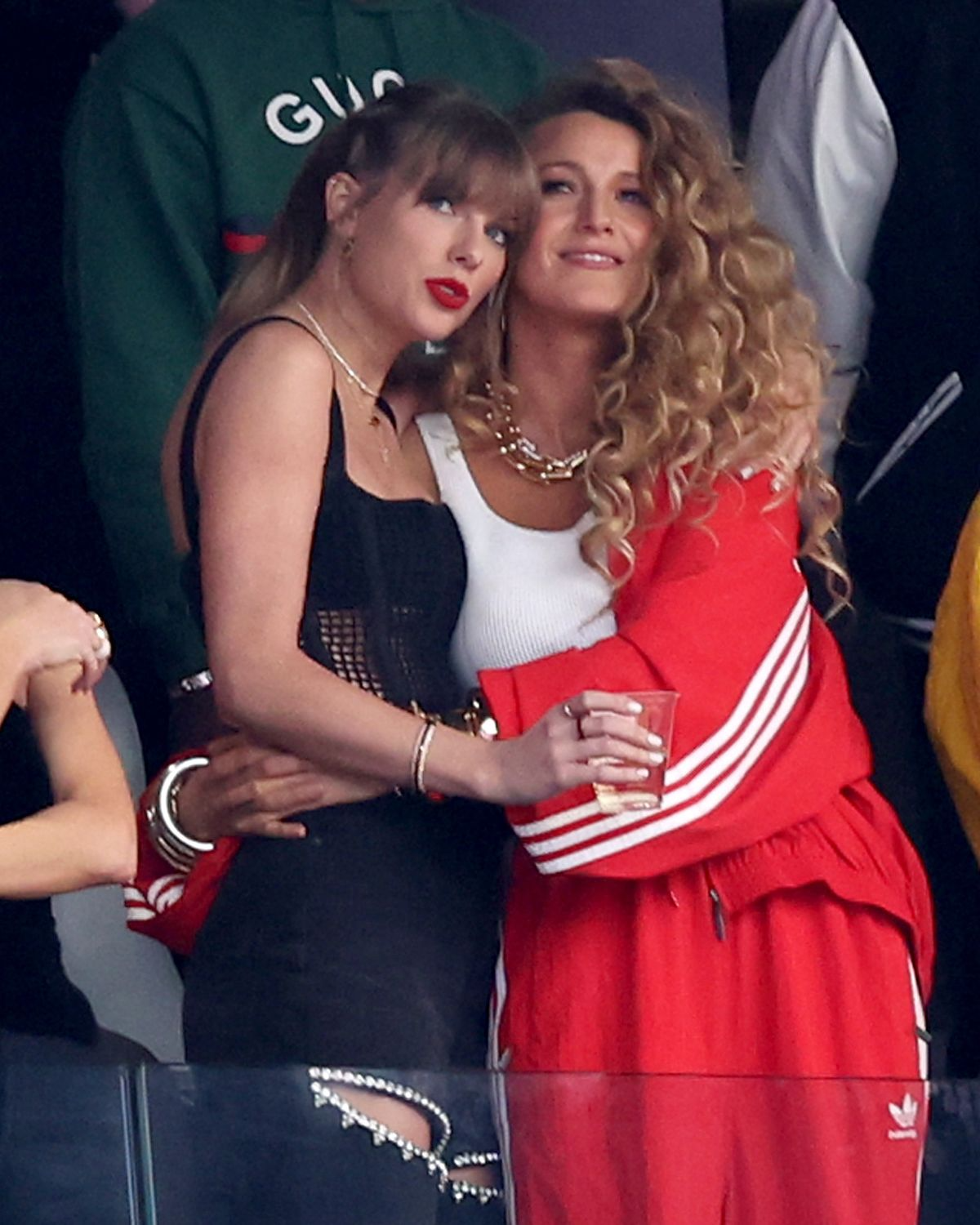 Taylor Swift tái ngộ 