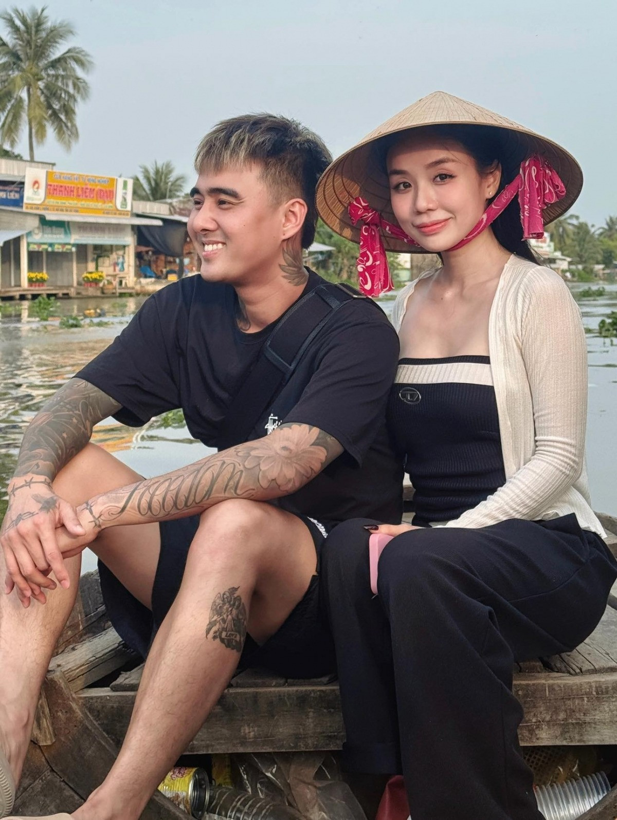 Lý do nam ca sĩ nổi tiếng vội cưới mẹ đơn thân 2 con - Ảnh 1. Lý do nam ca sĩ nổi tiếng vội cưới mẹ đơn thân 2 con - Ảnh 1.