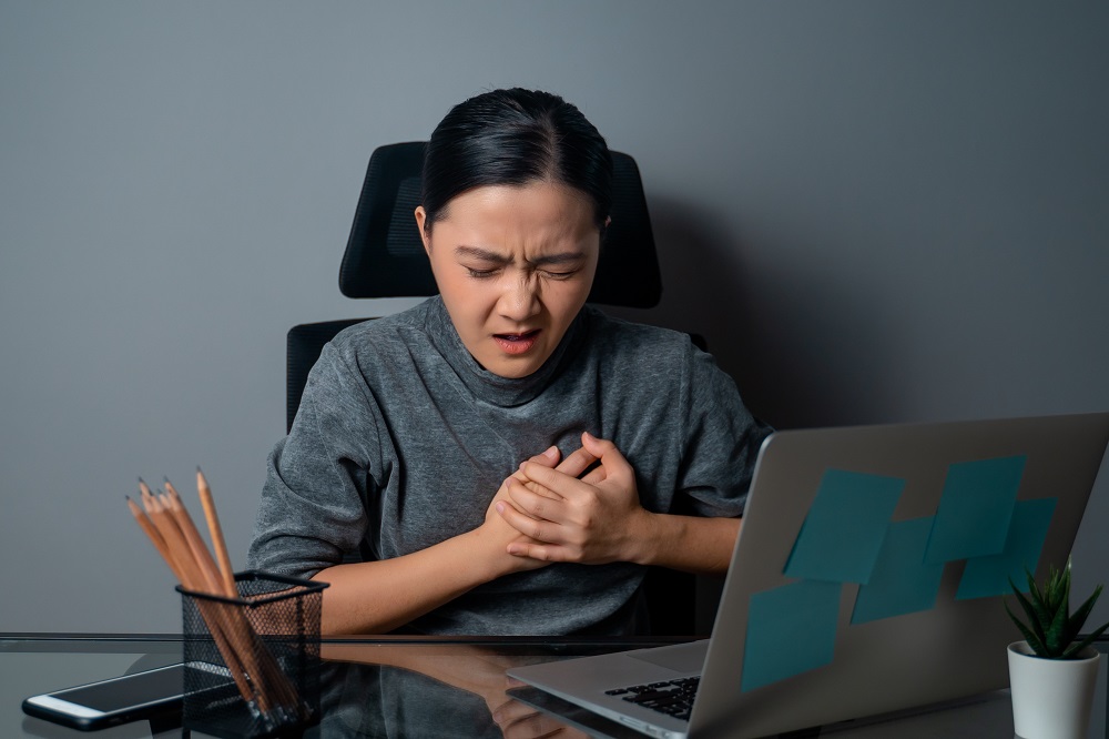 Dấu hiệu ĐỘT QUỴ kéo dài suốt 2 năm, cô gái 25 tuổi tưởng bị cận thị, nhận trái đắng: Liệt nửa người, không thể tự vệ sinh cá nhân… - Ảnh 1. Dấu hiệu ĐỘT QUỴ kéo dài suốt 2 năm, cô gái 25 tuổi tưởng bị cận thị, nhận trái đắng: Liệt nửa người, không thể tự vệ sinh cá nhân… - Ảnh 1.