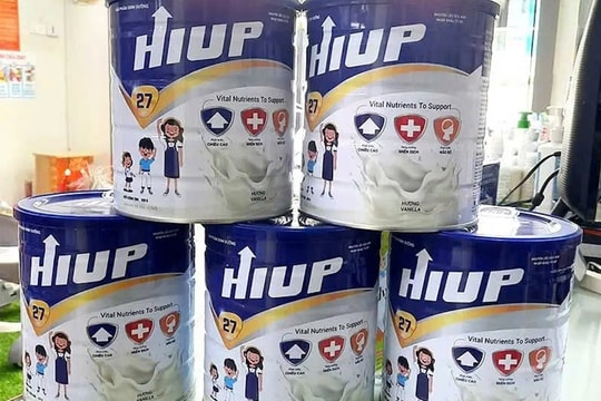 Đường dây sản xuất sữa giả HIUP đặc biệt lớn: Phiếu kiểm nghiệm khống, doanh thu hơn 6.700 tỷ đồng - Ảnh 2. Đường dây sản xuất sữa giả HIUP đặc biệt lớn: Phiếu kiểm nghiệm khống, doanh thu hơn 6.700 tỷ đồng - Ảnh 2.