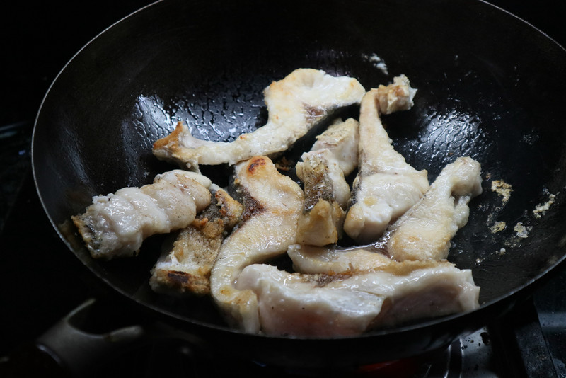 Món kho này dùng toàn nguyên liệu rẻ tiền, nấu cực dễ mà đưa cơm vô cùng - Ảnh 3. Món kho này dùng toàn nguyên liệu rẻ tiền, nấu cực dễ mà đưa cơm vô cùng - Ảnh 3.