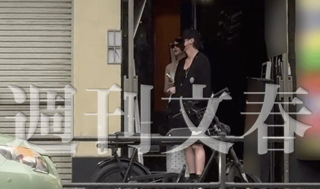 Phát ngôn kệch cỡm của mỹ nam gen Z nghi mua dâm sao phim 18+: "Tôi khoe chuyện vui vẻ để… cho oai!” - Ảnh 2. Phát ngôn kệch cỡm của mỹ nam gen Z nghi mua dâm sao phim 18+: "Tôi khoe chuyện vui vẻ để… cho oai!” - Ảnh 2.