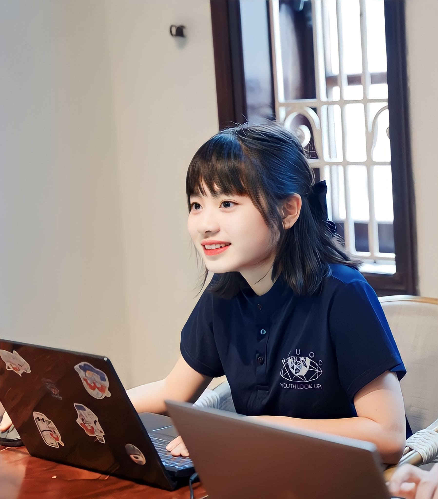 Gái xinh Bắc Bling giành học bổng gần 1 tỷ đồng của BUV, tất cả nhờ câu nói 7 chữ từ mẹ: "Ước gì con được học ở đây!" - Ảnh 1. Gái xinh Bắc Bling giành học bổng gần 1 tỷ đồng của BUV, tất cả nhờ câu nói 7 chữ từ mẹ: "Ước gì con được học ở đây!" - Ảnh 1.