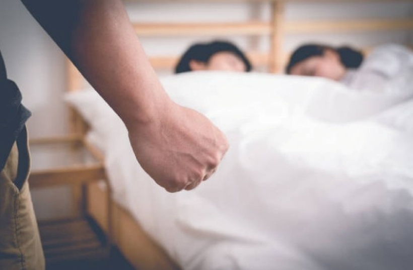 Bắt quả tang vợ đi với nhân tình, chồng trẻ gây thương tích nghiêm trọng - Ảnh 1. Bắt quả tang vợ đi với nhân tình, chồng trẻ gây thương tích nghiêm trọng - Ảnh 1.