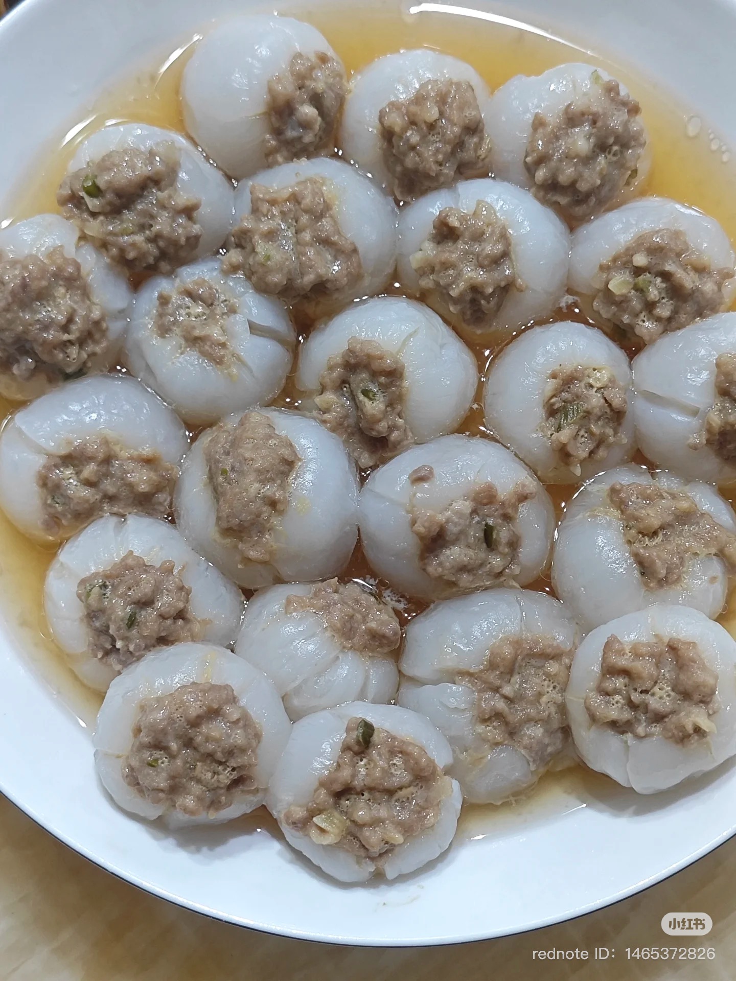 Loạt món ăn từ vải gây hoang mang: Người chấm xì dầu, người trộn với... ớt tỏi - Ảnh 7. Loạt món ăn từ vải gây hoang mang: Người chấm xì dầu, người trộn với... ớt tỏi - Ảnh 7.