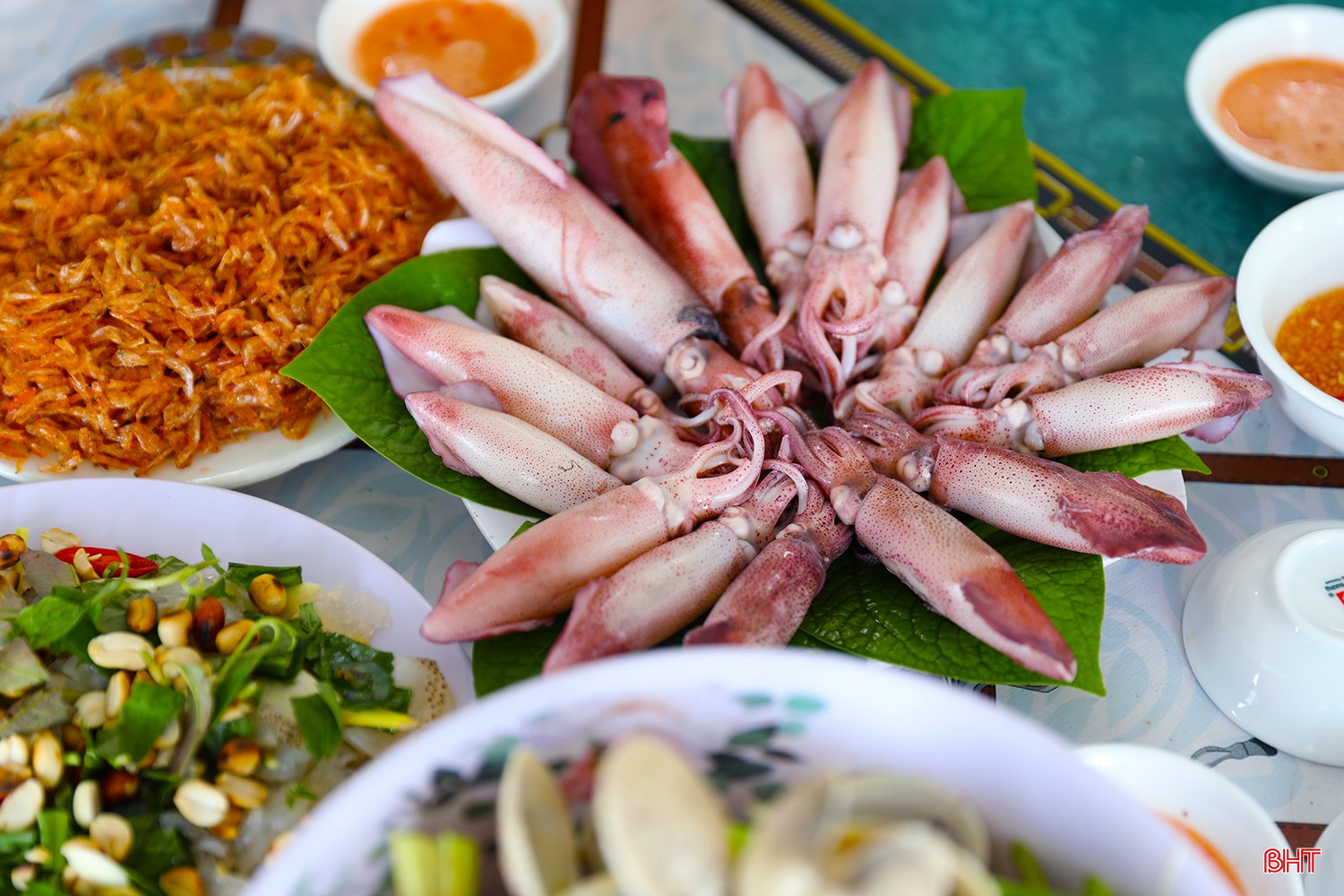 Hành trình chạm vào vẻ đẹp nguyên sơ với những món ngon gói trọn hương vị đậm đà, là đặc sản Hành trình chạm vào vẻ đẹp nguyên sơ với những món ngon gói trọn hương vị đậm đà, là đặc sản
