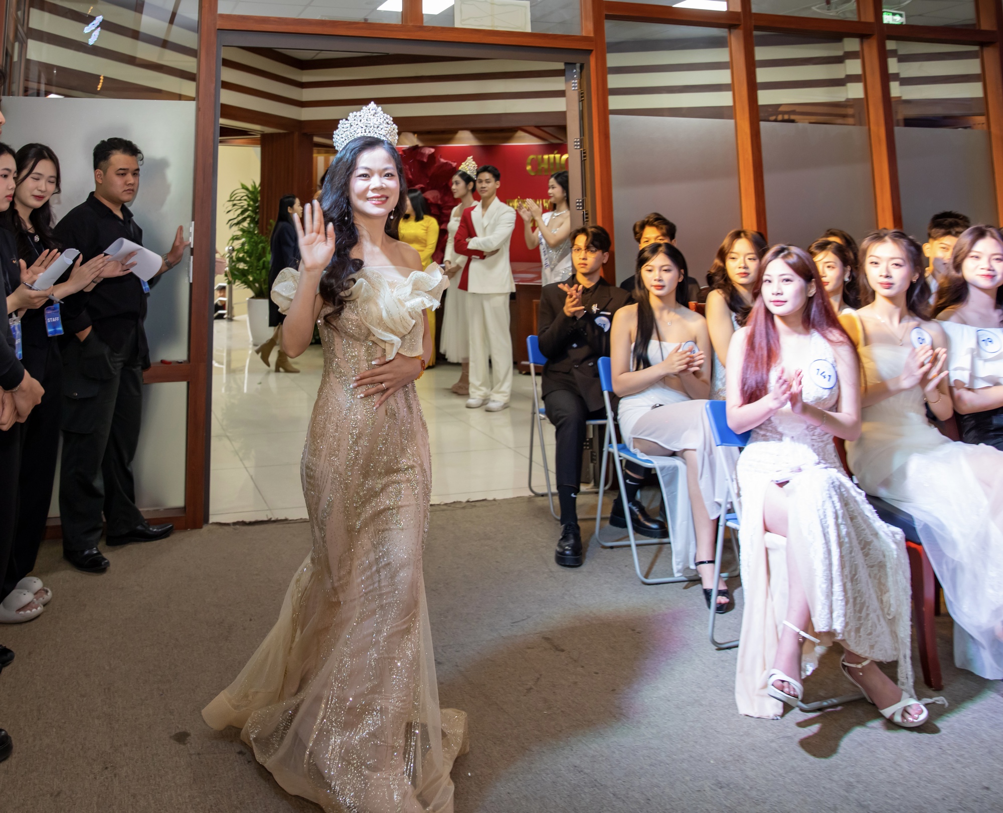 Miss Talent Vietnam 2024 Tân Lê: Vương miện là hành trình truyền cảm hứng, không phải đích đến - Ảnh 3. Miss Talent Vietnam 2024 Tân Lê: Vương miện là hành trình truyền cảm hứng, không phải đích đến - Ảnh 3.