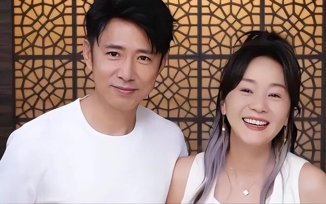 Nữ diễn viên gặp tai nạn biến dạng gương mặt, bạn trai ra 1 quyết định khiến cả showbiz sững sờ - Ảnh 6. Nữ diễn viên gặp tai nạn biến dạng gương mặt, bạn trai ra 1 quyết định khiến cả showbiz sững sờ - Ảnh 6.