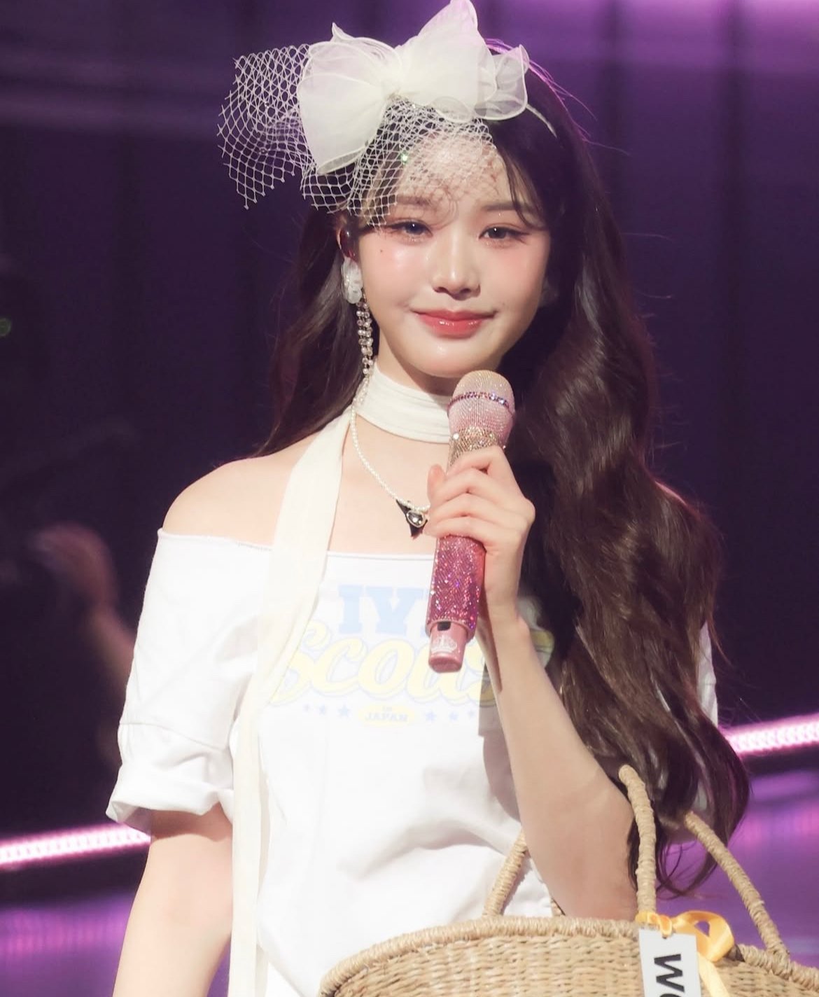 jang-won-young-43852984629509359986195-1750663483312-1750663483412949905707.jpeg