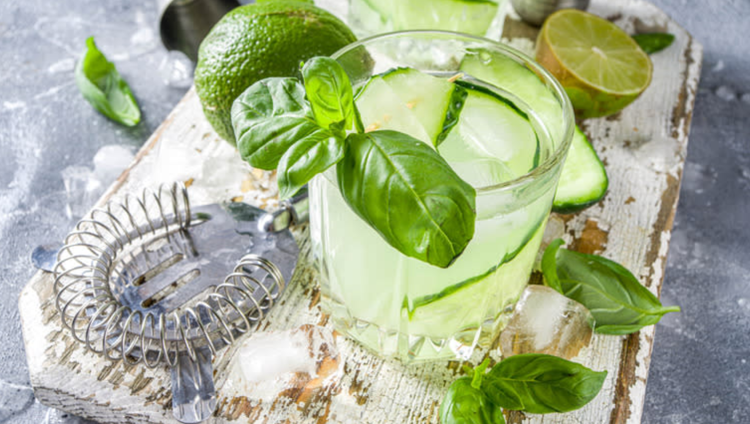 3 loại thảo mộc giúp ly cocktail mùa hè trở nên ‘bùng nổ’ - Ảnh 3. 3 loại thảo mộc giúp ly cocktail mùa hè trở nên ‘bùng nổ’ - Ảnh 2.