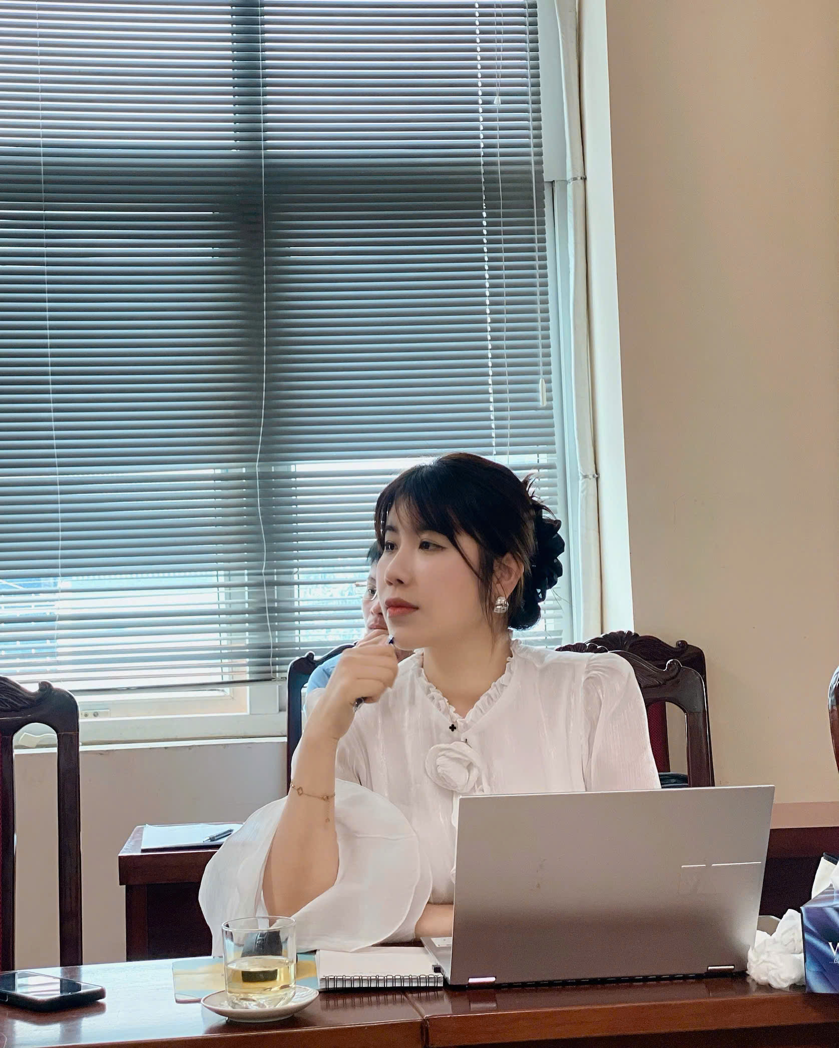 Ngành ngôn ngữ đang khủng hoảng: AI dạy, nói, dịch quá nhanh - 4 năm học chưa chắc bằng 30 giây tra app! - Ảnh 4. Ngành ngôn ngữ đang khủng hoảng: AI dạy, nói, dịch quá nhanh - 4 năm học chưa chắc bằng 30 giây tra app! - Ảnh 4.