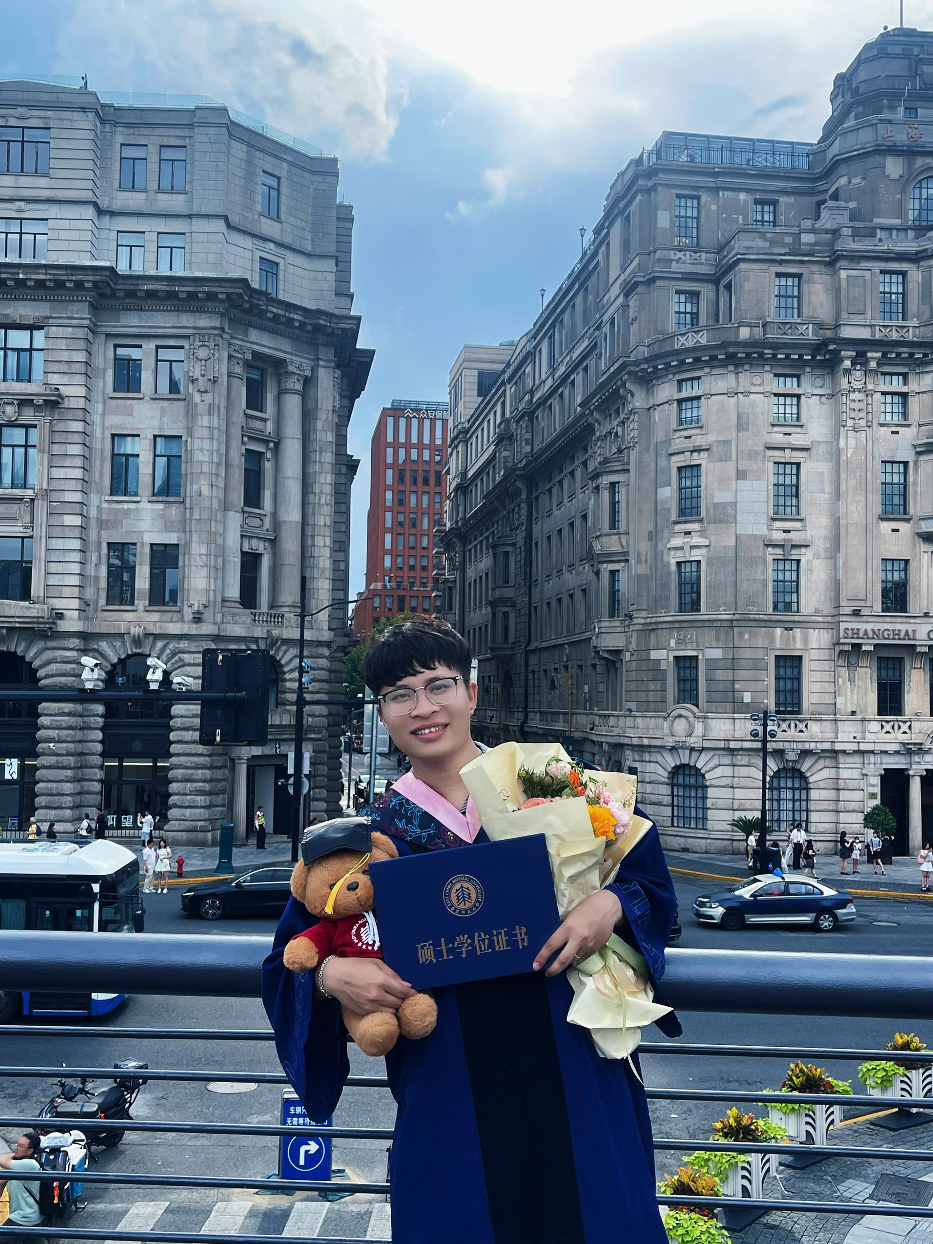 Ngành ngôn ngữ đang khủng hoảng: AI dạy, nói, dịch quá nhanh - 4 năm học chưa chắc bằng 30 giây tra app! - Ảnh 3. Ngành ngôn ngữ đang khủng hoảng: AI dạy, nói, dịch quá nhanh - 4 năm học chưa chắc bằng 30 giây tra app! - Ảnh 3.