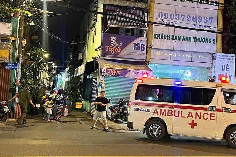 Nguyên nhân thanh niên lõa thể tử vong ở TP Thủ Đức- Ảnh 1. Nguyên nhân thanh niên lõa thể tử vong ở TP Thủ Đức- Ảnh 1.